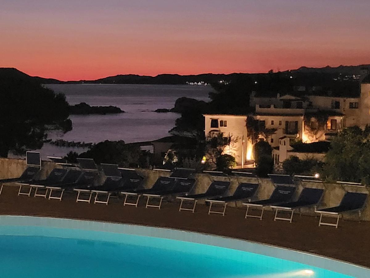 Hotel Olimpia Baja Sardinia Bagian luar foto