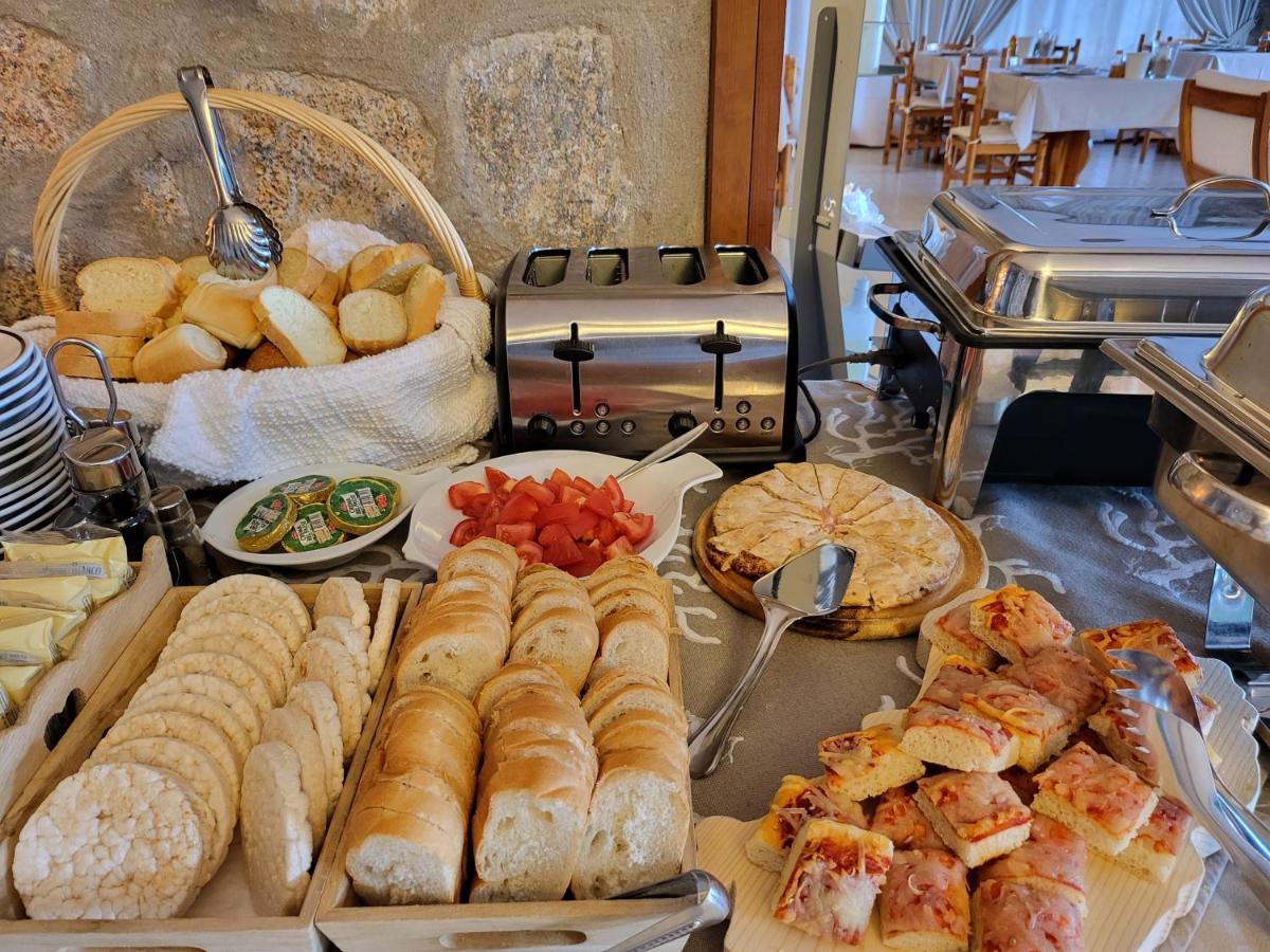 Hotel Olimpia Baja Sardinia Bagian luar foto