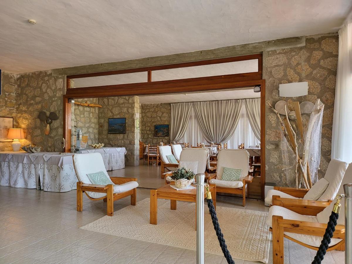 Hotel Olimpia Baja Sardinia Bagian luar foto