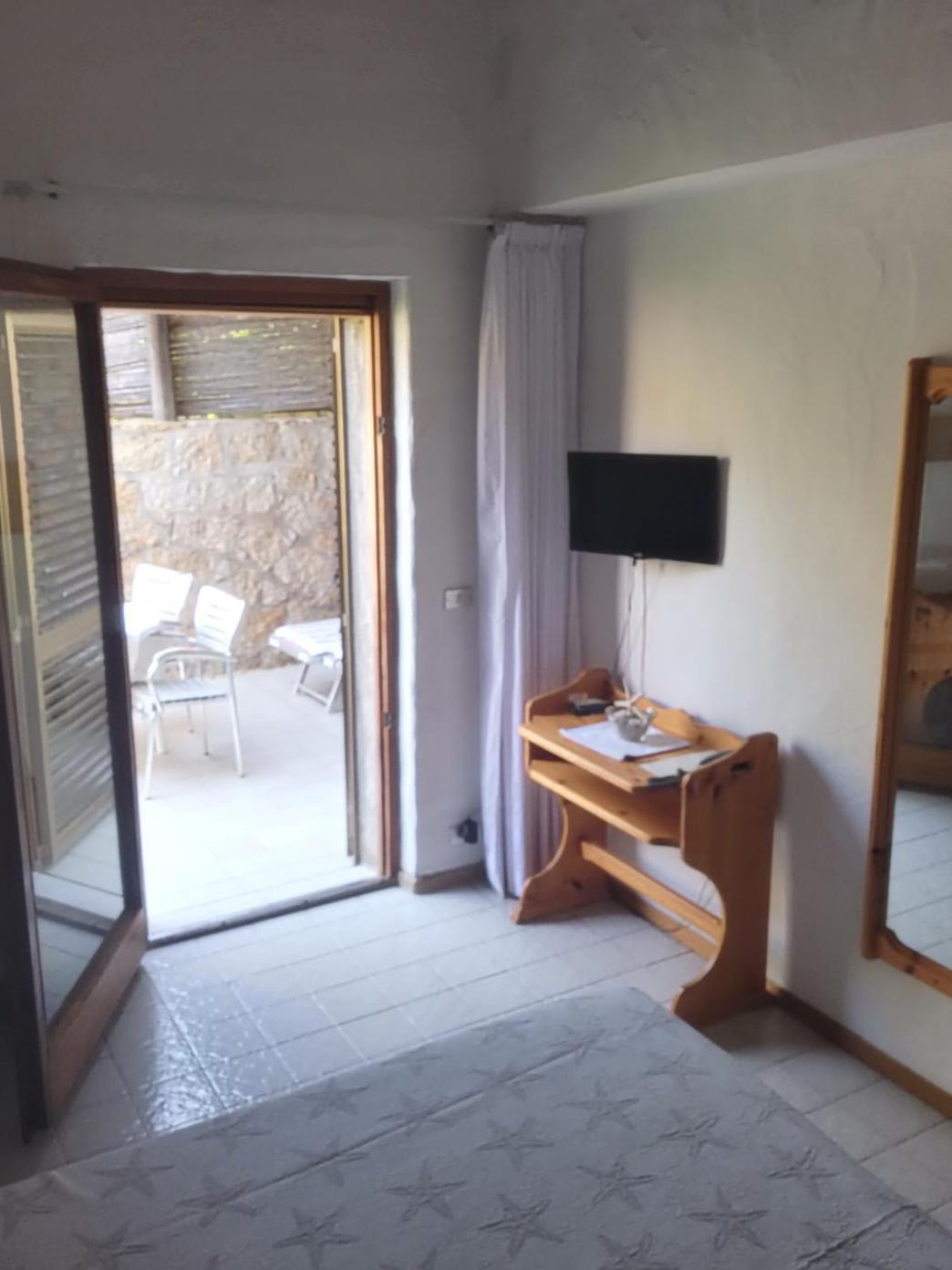 Hotel Olimpia Baja Sardinia Bagian luar foto