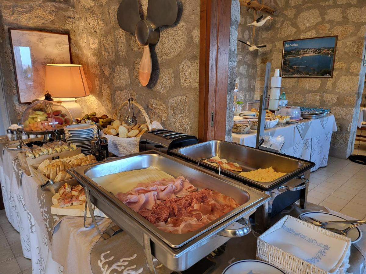 Hotel Olimpia Baja Sardinia Bagian luar foto