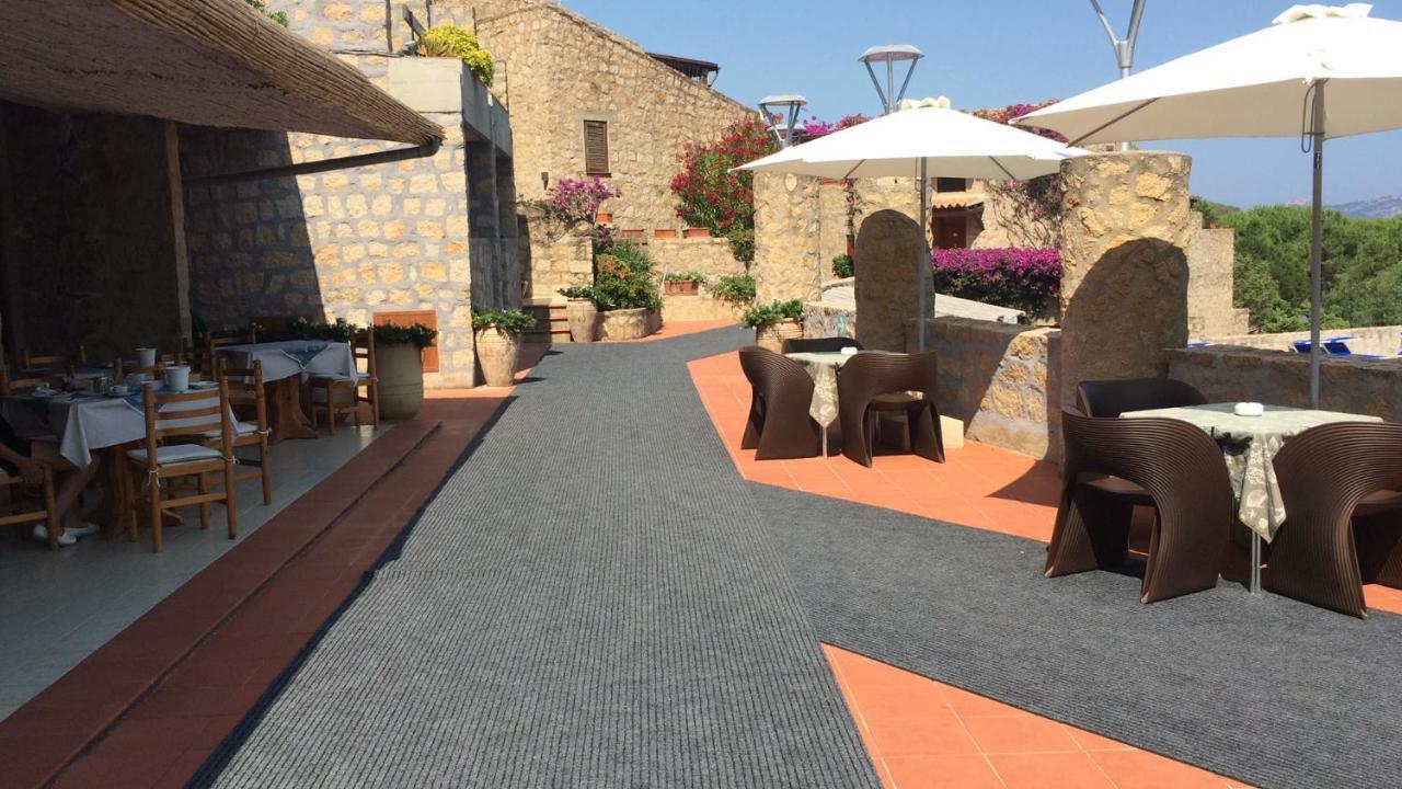 Hotel Olimpia Baja Sardinia Bagian luar foto